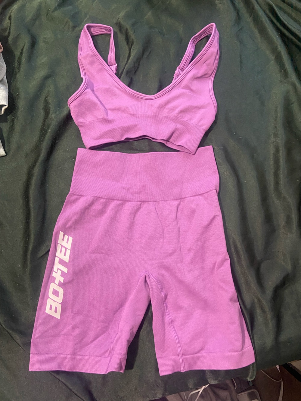 Bo + Tee workout set